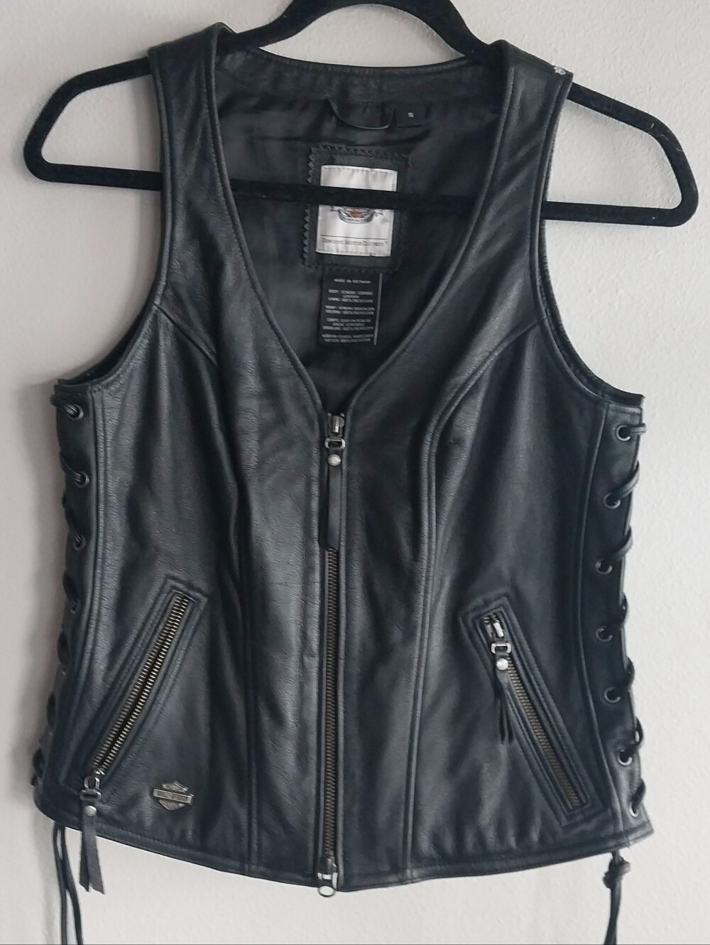 Harley-Davidson Women's Avenue Black Genuine Leather Riding Vest w/Side Lacing